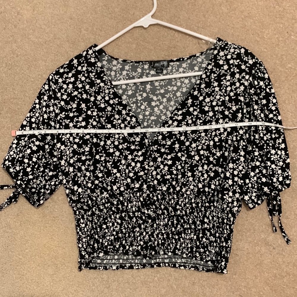 Cute top